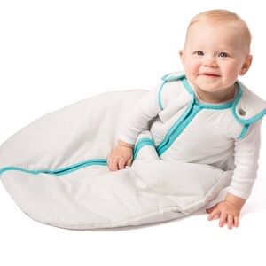Baby Deedee Sleep Nest Sleeping Sack Warm Baby Sleeping Bag Medium 6-18 Months